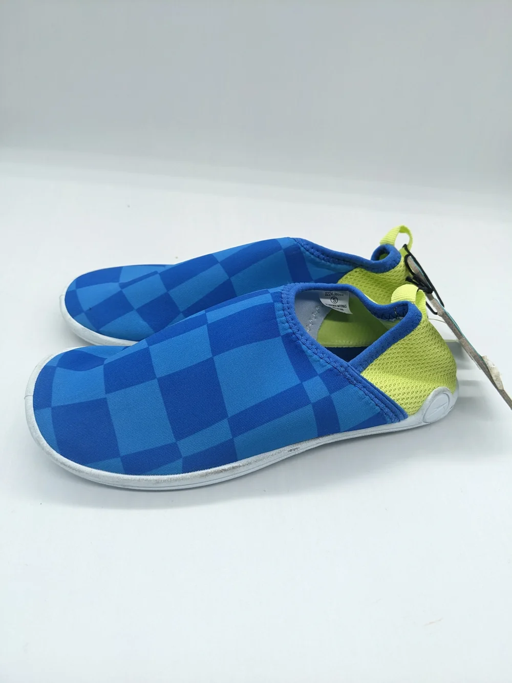 Speedo Blue Checker Slip-On Juniors Water Shoes with Neon Yellow Trim